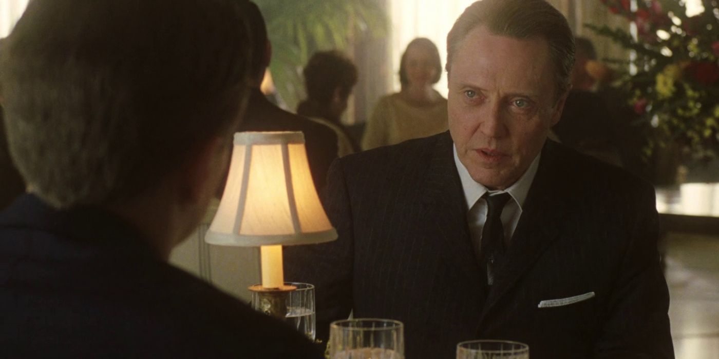 Frank Abegnale Sr. dans un restaurant avec Frank Abegnale Jr. dans Catch Me If You Can