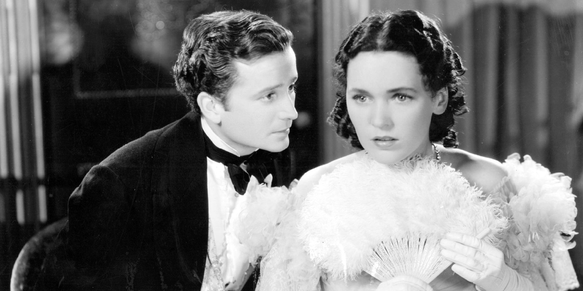 Frank Lawton et Maureen O'Sullivan dans le rôle de David et Dora dans David Copperfield