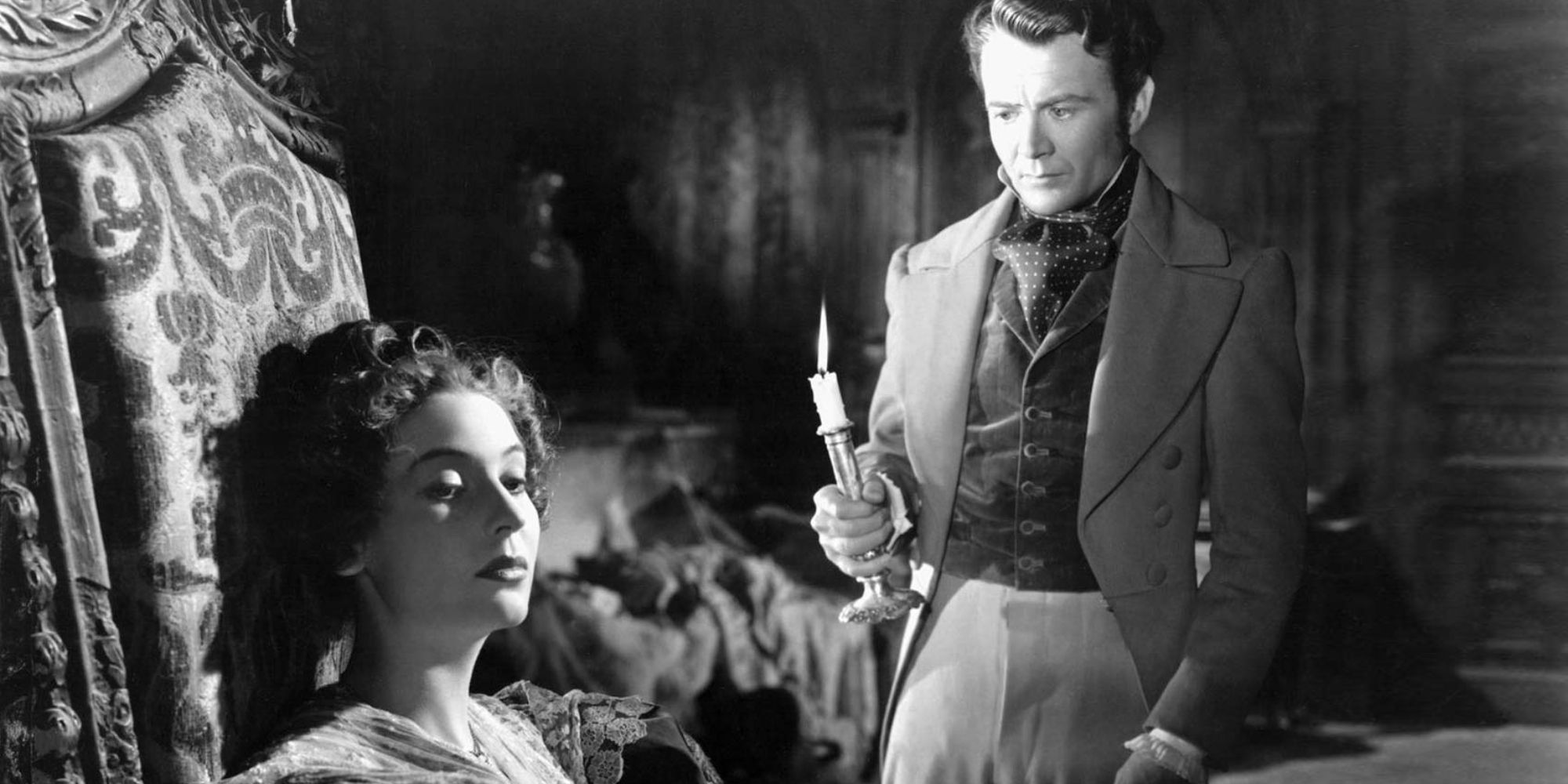 Valerie Hobson et John Mills dans le rôle de Pip et Estella dans De grandes espérances 